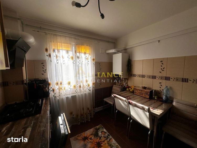 Apartament cu 3 camere, mobilat în Berceni — fotografia 1
