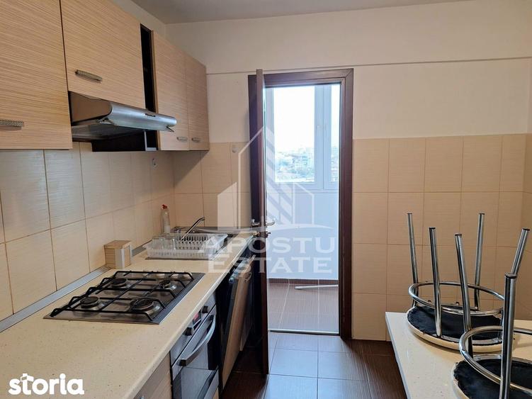 Apartament cu 3 camere decomandat în 6 Vânători