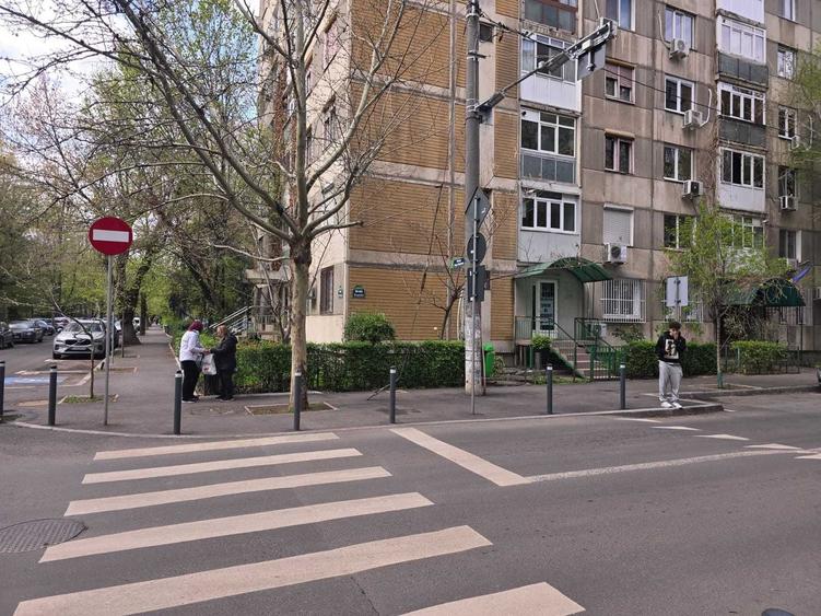 Spațiu comercial, de 52 mp, în Militari