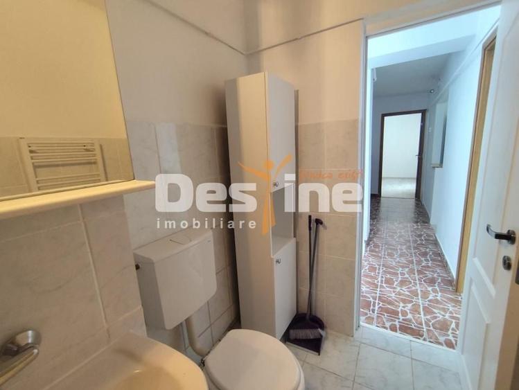 Apartament cu 2 camere decomandat, mobilat în Poiana Câmpina