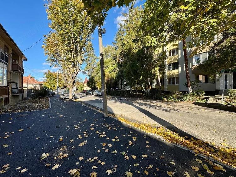 Apartament cu 2 camere semidecomandat în Cornișa