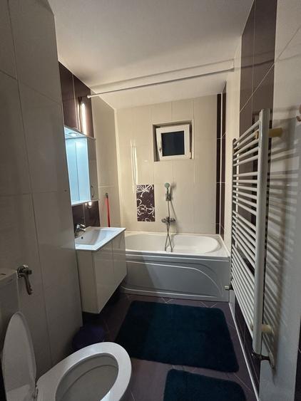 Apartament cu 2 camere semidecomandat în Titan