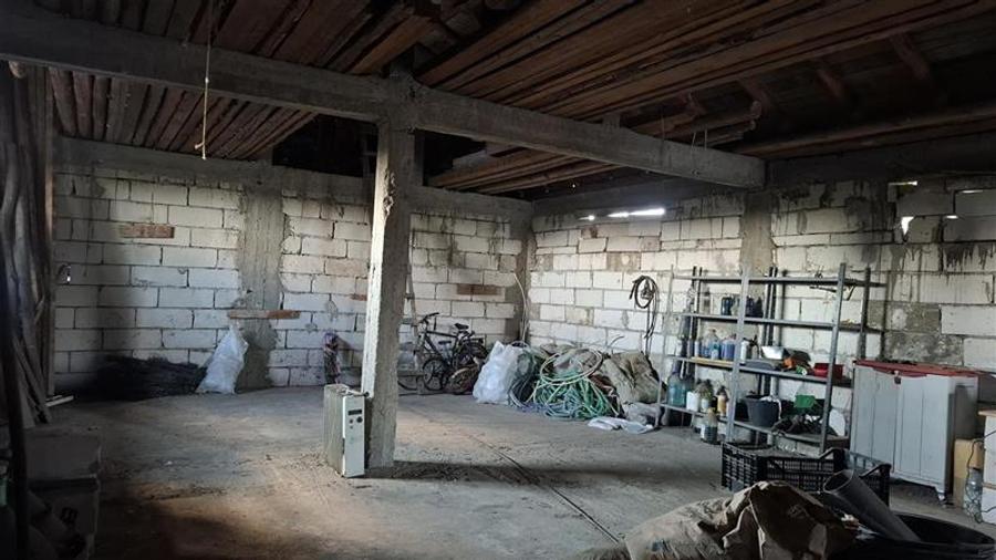 Casă individuală cu 5 camere cu Teren 1000 Mp în Gologanu