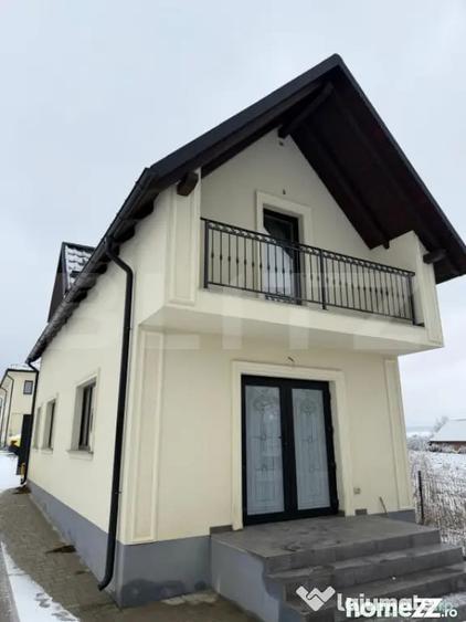 Casă cu 3 camere cu Teren 300 Mp în Central