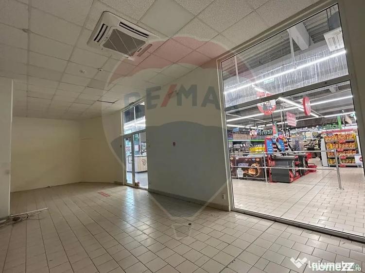 Spațiu comercial, de 58 mp, în Central