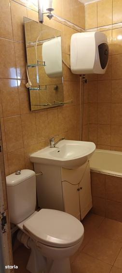 Apartament cu 4 camere decomandat în Unirii Sud