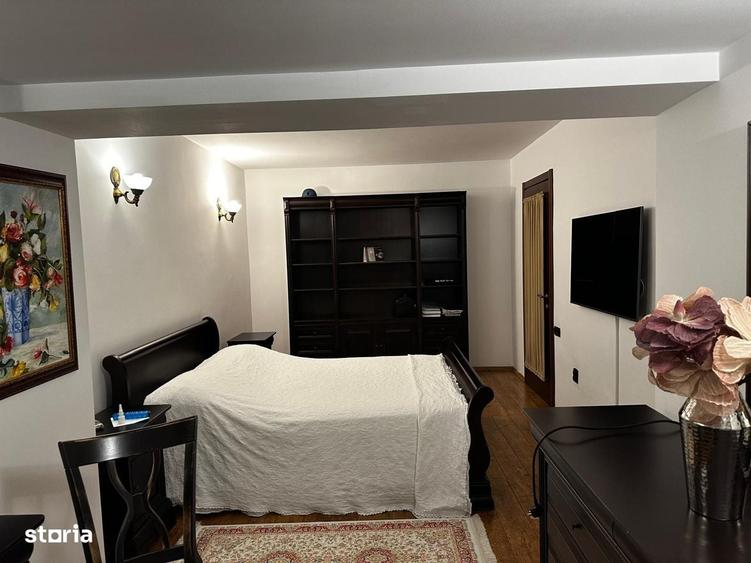 Apartament cu 4 camere în Ultracentral