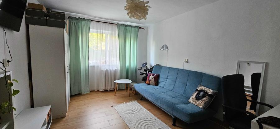Garsoniera renovata, zona linistita aproape de centru - 2