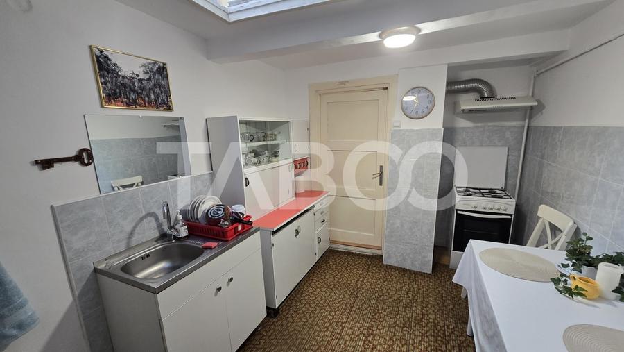 Apartament cu 2 camere nedecomandat, mobilat în Ultracentral