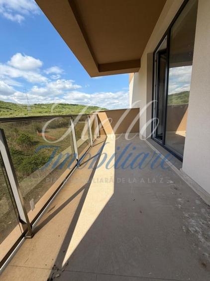 Apartament de vanzare semidecomandat ,2 camere 45mp , zona Sesul de Sus - 5