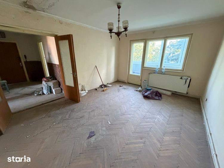 Apartament cu 3 camere în Central
