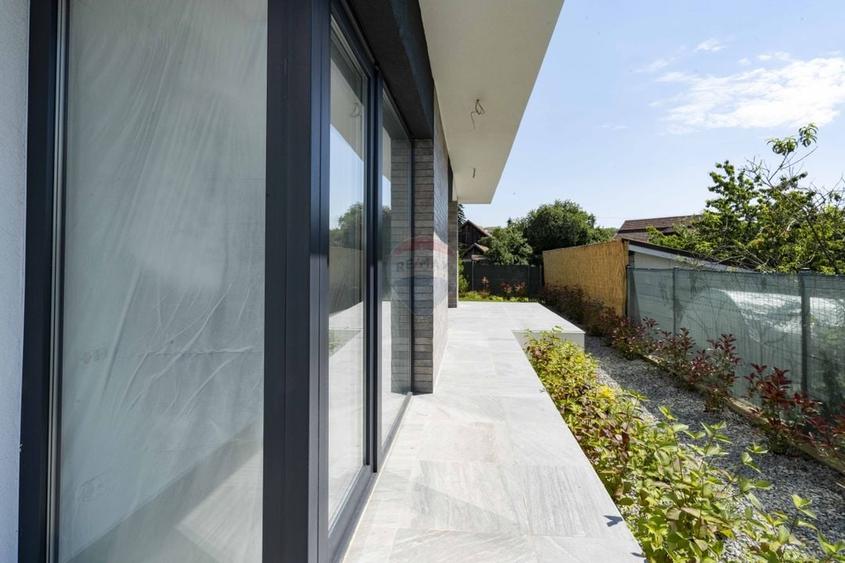 Duplex cu 4 camere cu Teren 400 Mp în Dealuri Oradea