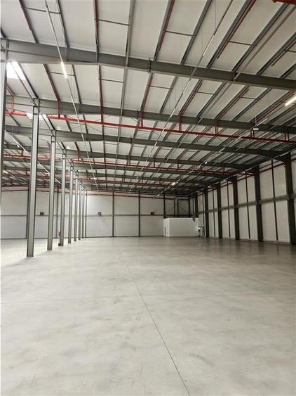 Spațiu industrial, de 2,500 mp, în Vest