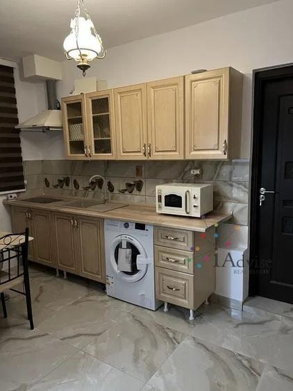 Apartament cu 3 camere, mobilat în Centrul Istoric