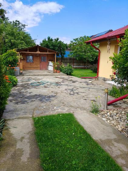 Casă cu Teren 1000 Mp în Mircea Vodă
