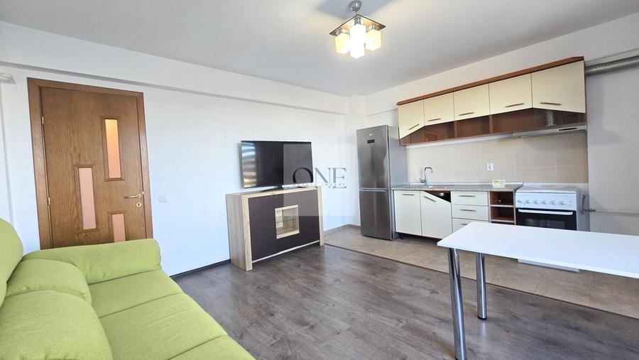 Apartament cu 2 camere decomandat, mobilat în Tractorul