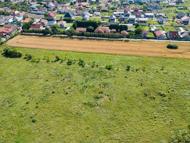 Teren de 435 mp, în Bujac