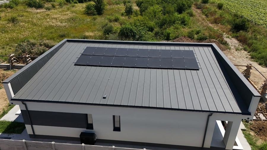 Casă individuală cu 4 camere cu Canalizare în Dragomirești-Vale