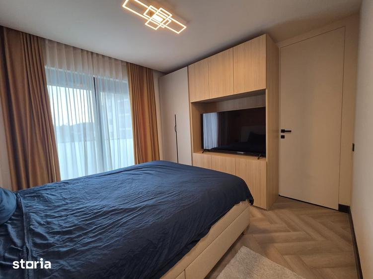 Apartament cu 3 camere în Mărășești