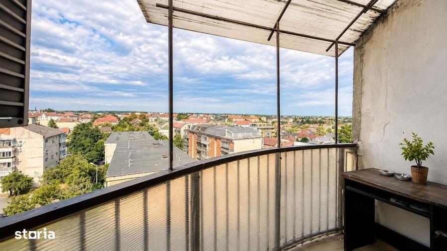 Apartament cu 3 camere în Complex Studențesc