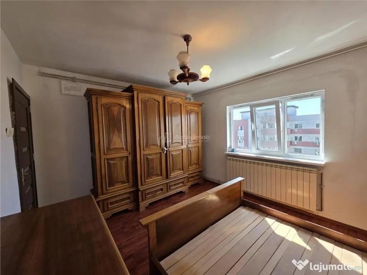 Apartament cu 2 camere decomandat în Sebastian