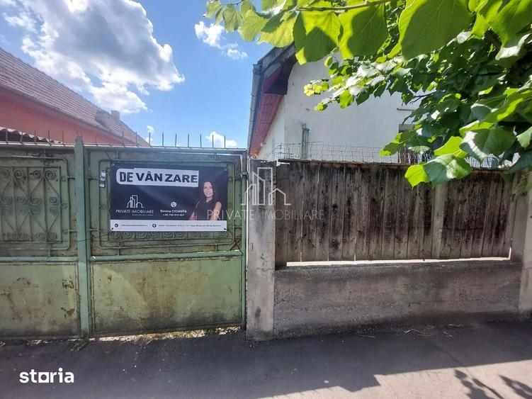 Casă cu 3 camere cu Teren 500 Mp în Central