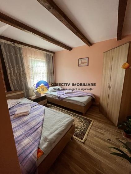 Casă individuală cu 6 camere cu Teren 2088 Mp în Hârtop