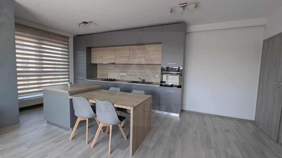 Apartament cu 3 camere decomandat, mobilat în Calea Dumbrăvii