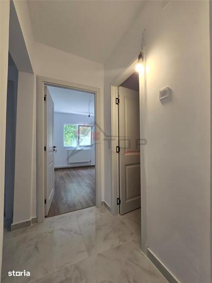 Apartament cu 4 camere decomandat în Dacia