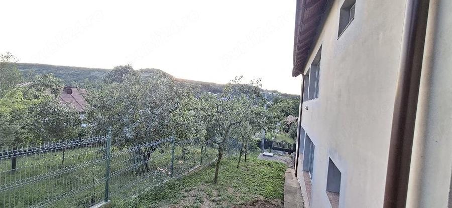 Casă cu Teren 460 Mp în Ștefănești