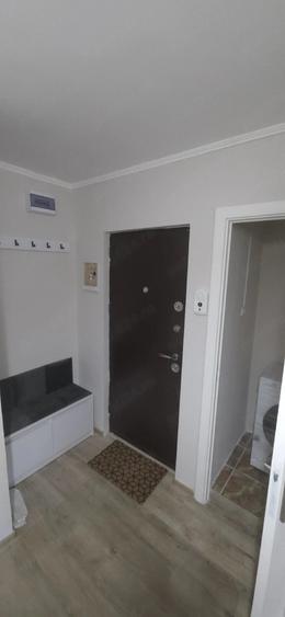 Apartament cu 2 camere semidecomandat în Sud