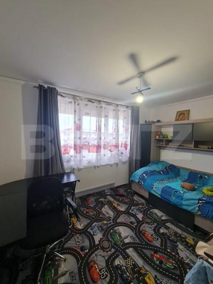 Duplex cu 5 camere cu Canalizare în Florești