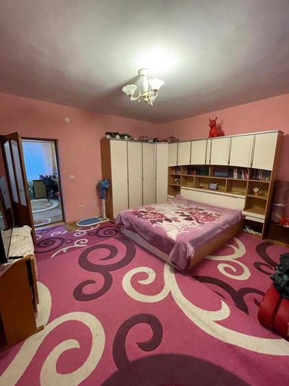 Casă cu 5 camere cu Teren 550 Mp în Mureșel