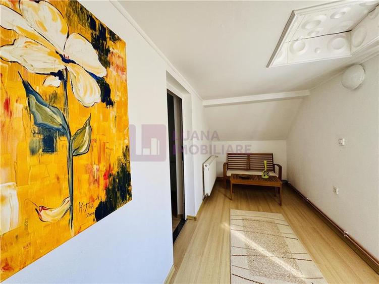 Casă individuală cu 6 camere cu Teren 800 Mp în Central