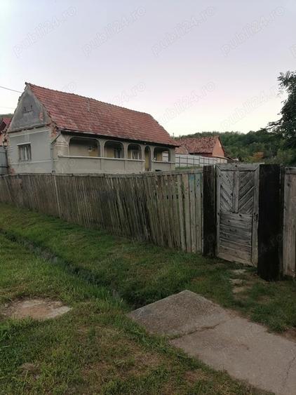 Casă cu 2 camere cu Teren 5400 Mp în Valea Lungă