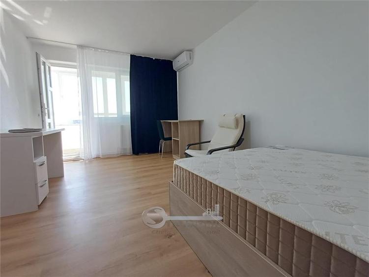Apartament cu 3 camere decomandat, mobilat în Tătărași