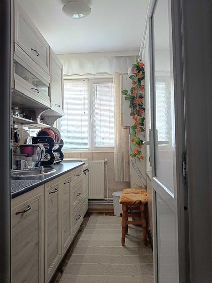 Apartament cu 2 camere în Micro 6