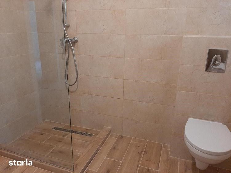 Casă cu 6 camere cu Teren 370 Mp în Ștefănești