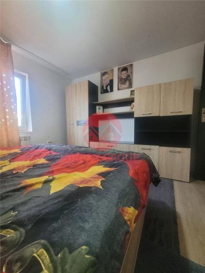 Casă cu 4 camere cu Teren 600 Mp în Lazu