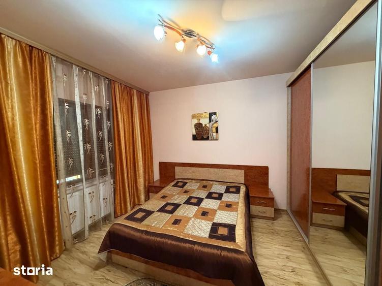 Casă cu 7 camere cu Teren 213 Mp în Coiciu