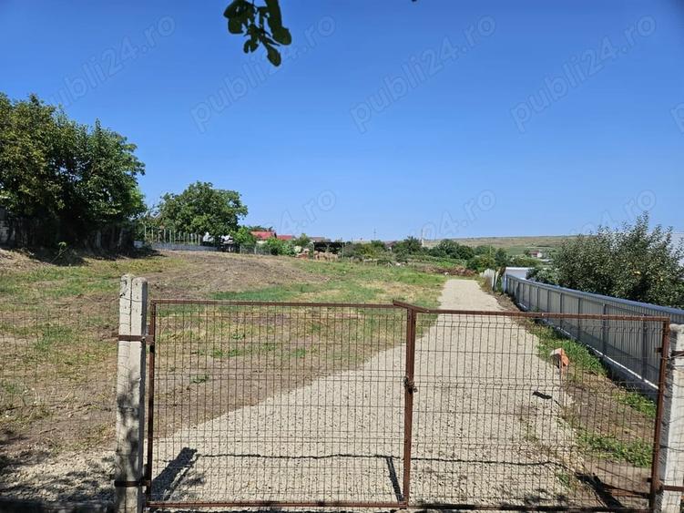 Teren de 520 mp, în Cișmea