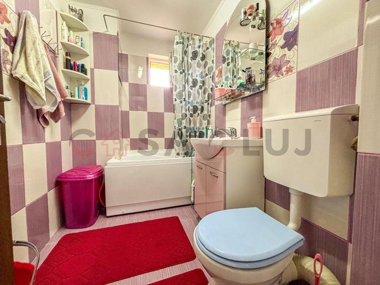 Apartament cu 3 camere semidecomandat, mobilat în Iris