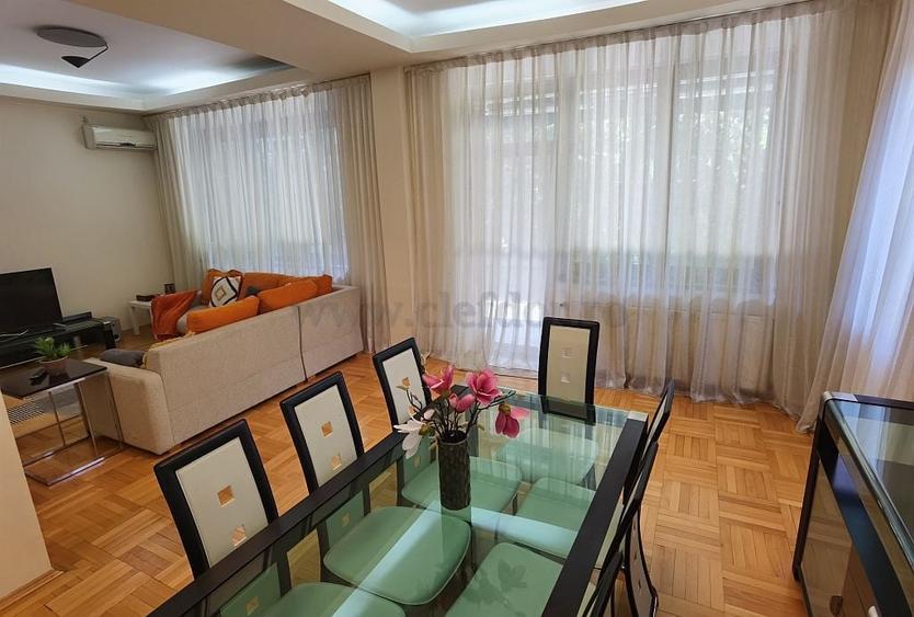 Casă individuală cu 6 camere cu Piscina în Pipera