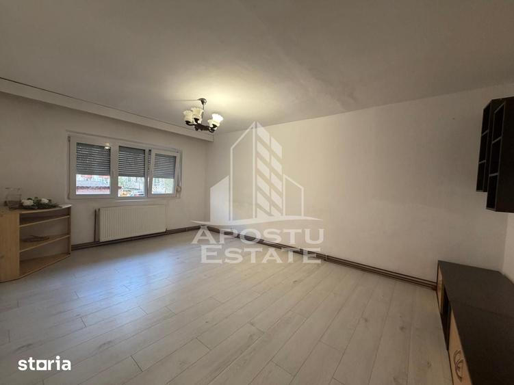 Apartament cu 3 camere decomandat, mobilat în Iosefin