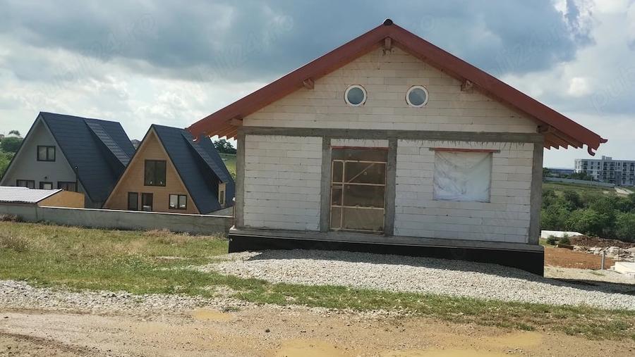 Casă cu Teren 300 Mp în Cordău