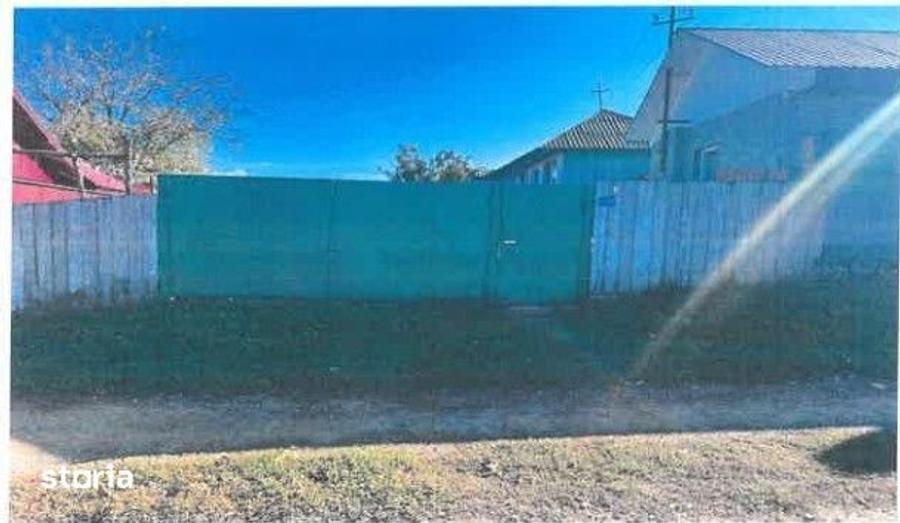 Casă cu 3 camere cu Teren 690 Mp în Mogoșești