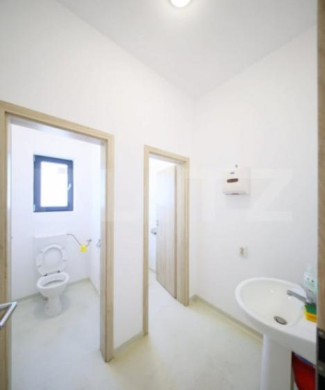 Spațiu comercial, de 955 mp, în Central