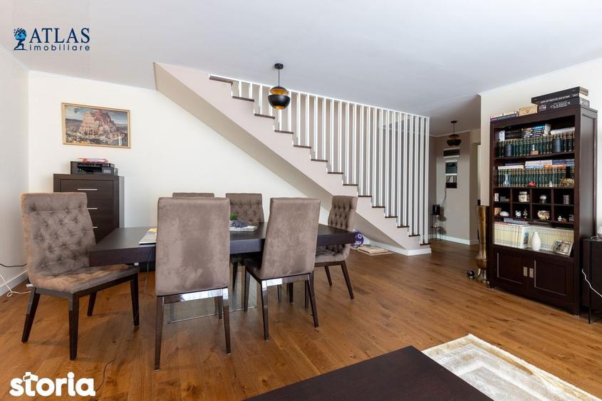 Apartament cu 4 camere în Schei