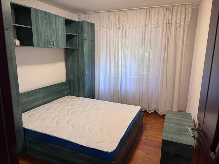 Inchiriez apartament 3 camere, decomandat - 3