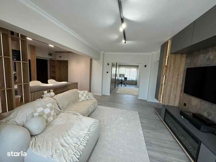 Apartament cu 4 camere în Central